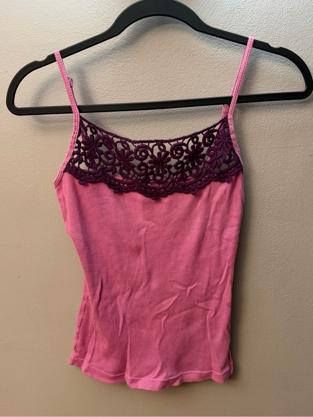Free people pink ribbed crochet trim tank top